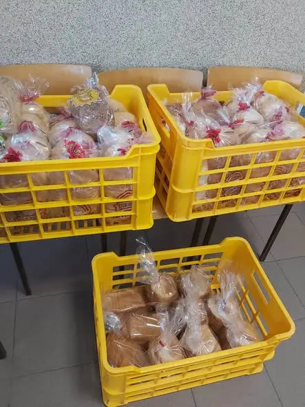 Światowy Dzień Chleba w Szkole Podstawowej w Przechlewie – 2000 zł na strefy wypoczynku